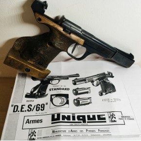 Pistolet 22Lr Unique DES69