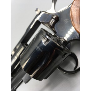 Revolver COLT PYTHON Calibre 357 Mag d'occasion