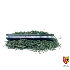 Couteau pliant RC LENS avec son manche en pelouse du stade Bollaert-Delelis 2023-2024 (SOUS LICENCE OFFICIELLE)